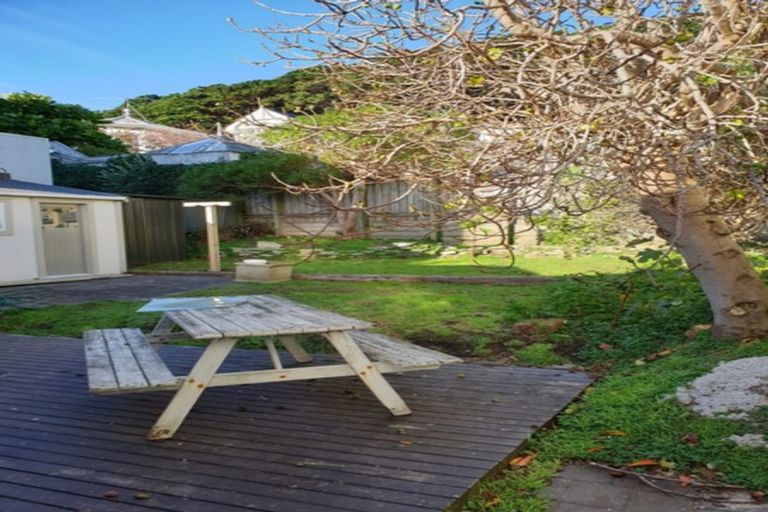 Photo of property in 87 Austin Street, Mount Victoria, Wellington, 6011