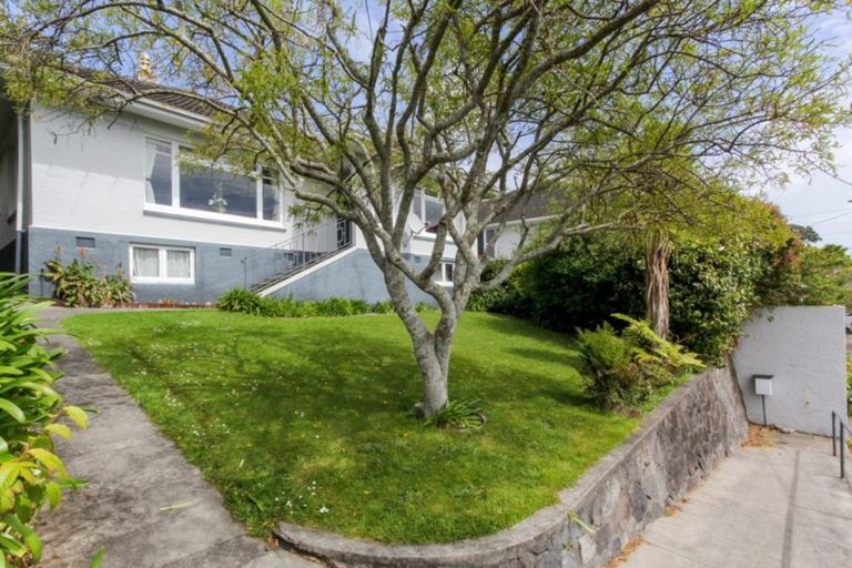 Photo of property in 219 Powderham Street, New Plymouth, 4310
