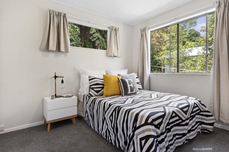 Photo of property in 102 Awarua Street, Ngaio, Wellington, 6035