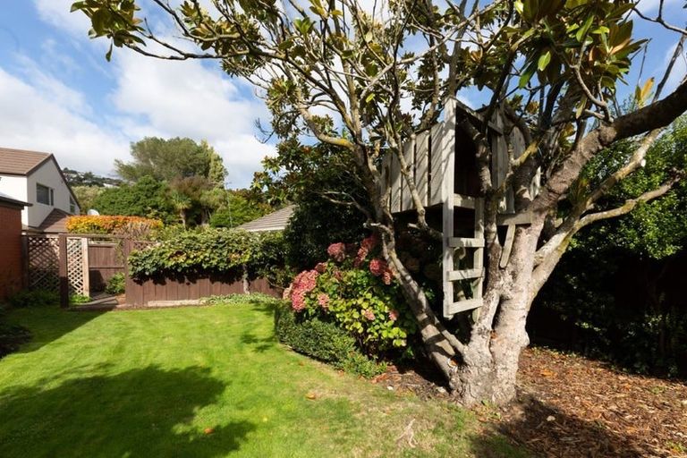 Photo of property in 4 Landsdowne Terrace, Cashmere, Christchurch, 8022