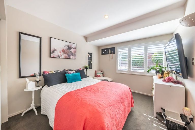 Photo of property in 10 Seymour Grove, Kingsley Heights, Upper Hutt, 5018