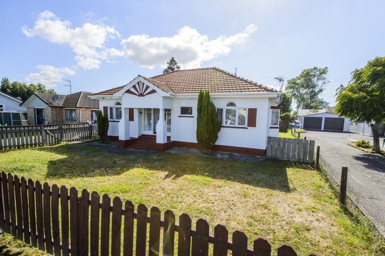 Photo of property in 279 Porchester Road, Takanini, 2112