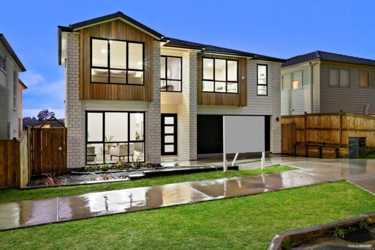 Photo of property in 7 Ballinabreen Road, Flat Bush, Auckland, 2019