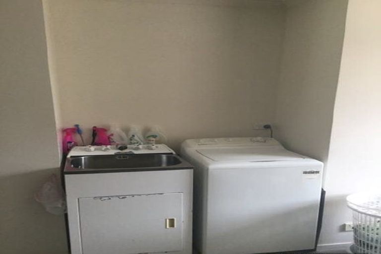 Photo of property in 20 Rush Creek Drive, Westgate, Auckland, 0614