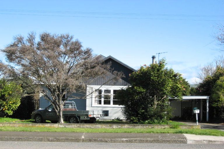 Photo of property in 6 Goodger Street, Waipukurau, 4200
