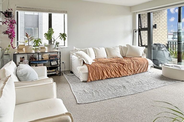 Photo of property in 107/38d Fraser Avenue, Northcote, Auckland, 0627