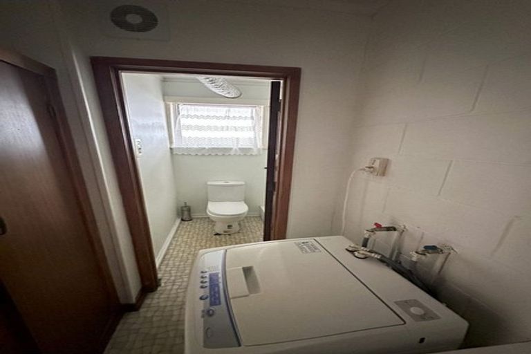 Photo of property in 139a Forrest Hill Road, Forrest Hill, Auckland, 0620