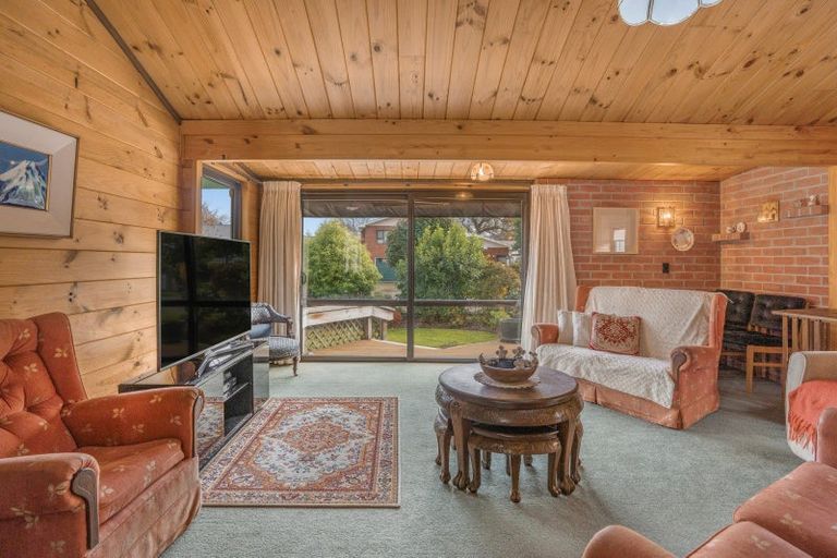 Photo of property in 19 Deller Drive, Carterton, 5713