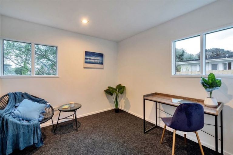 Photo of property in 7 Serjeant Street, Henderson, Auckland, 0612