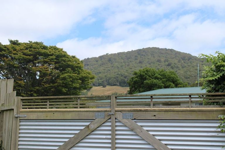 Photo of property in 19 Island View Road, Western Heights, Rotorua, 3015