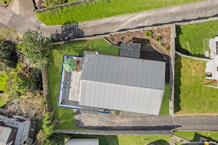 Photo of property in 18a Delshaw Avenue, Stanmore Bay, Whangaparaoa, 0932