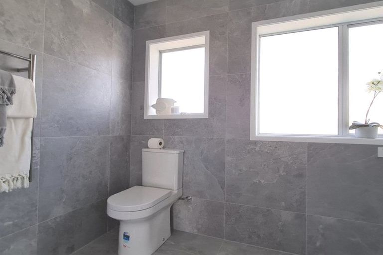 Photo of property in 2/30 Park Avenue, Papatoetoe, Auckland, 2025