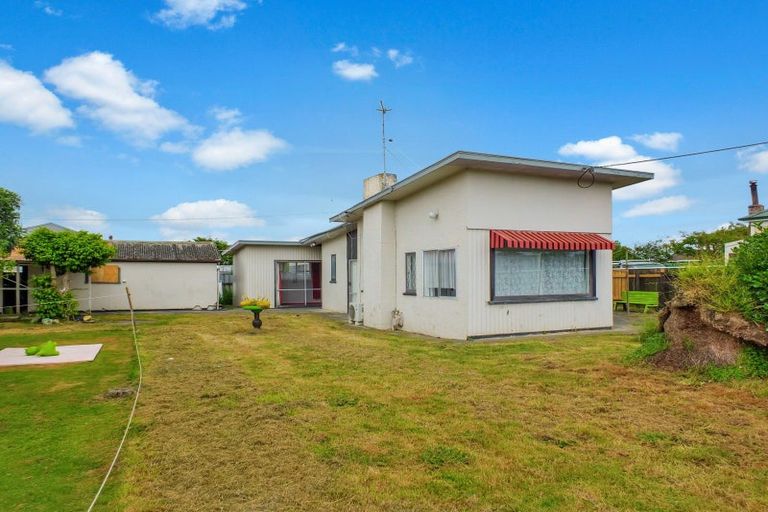 Photo of property in 2 Hillary Street, Foxton, 4814