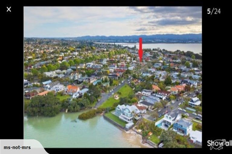 Photo of property in 2/17 Oliver Street, Point Chevalier, Auckland, 1022