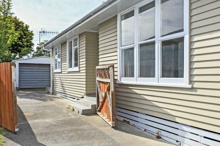 Photo of property in 14 Cottrell Crescent, Onekawa, Napier, 4110