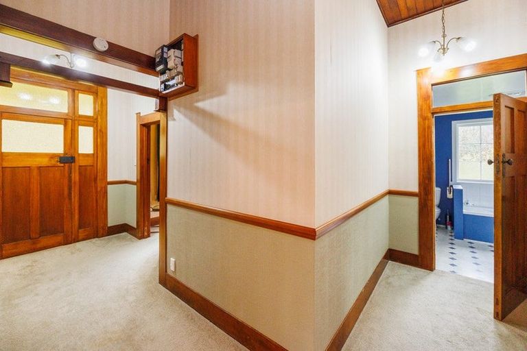 Photo of property in 54/56 Ongo Road, Hunterville, 4730