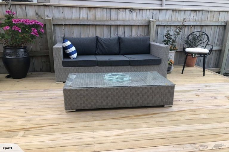 Photo of property in 8 Chard Street, Westown, New Plymouth, 4310