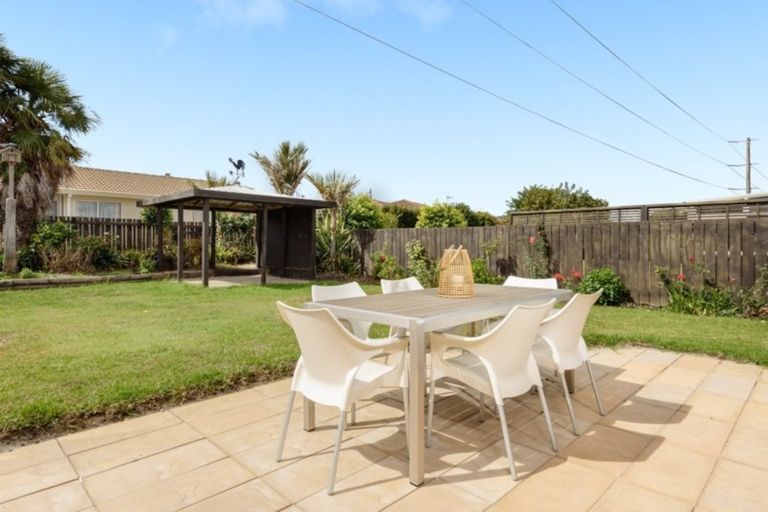 Photo of property in 12 Azalea Dell, Mount Maunganui, 3116