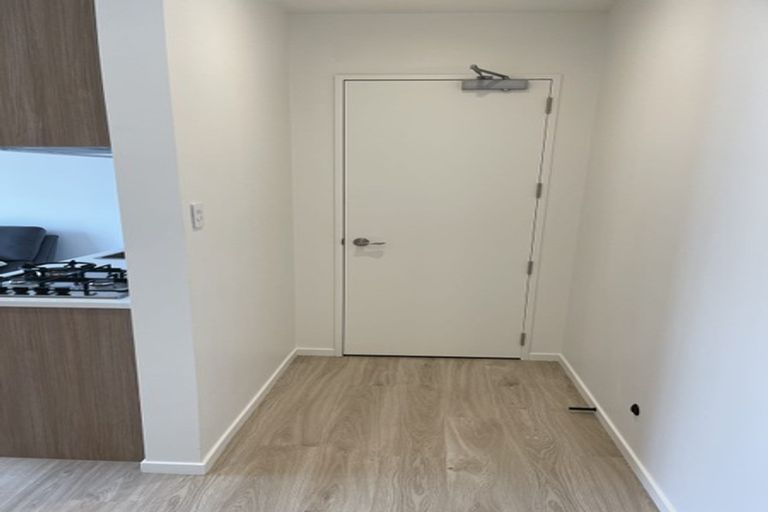 Photo of property in 7 Hea Road, Hobsonville, Auckland, 0616