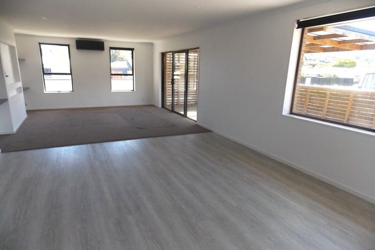 Photo of property in 64 Golders Road, Elderslea, Upper Hutt, 5018