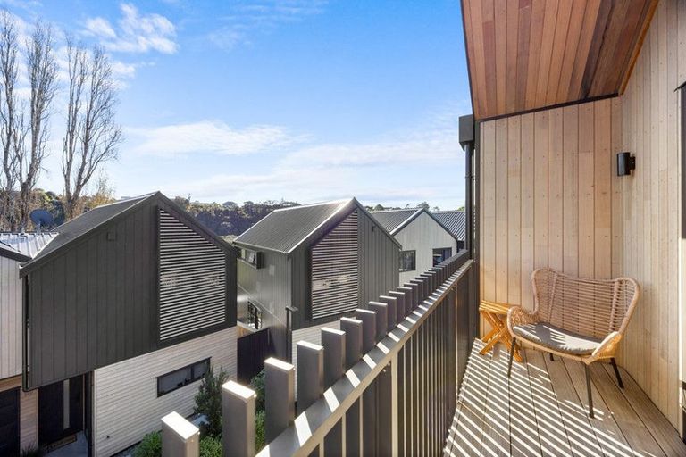Photo of property in 5/47 Taipari Road, Te Atatu Peninsula, Auckland, 0610
