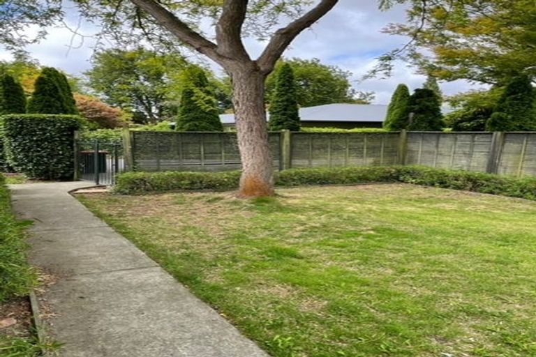 Photo of property in 199 Ilam Road, Ilam, Christchurch, 8041