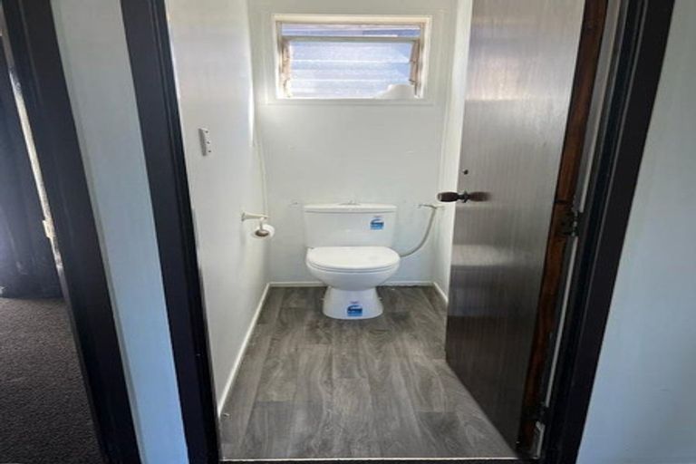 Photo of property in 1/69 Butley Drive, Farm Cove, Auckland, 2012