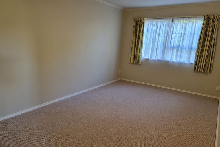 Photo of property in 29 Westhaven Drive, Tawa, Wellington, 5028