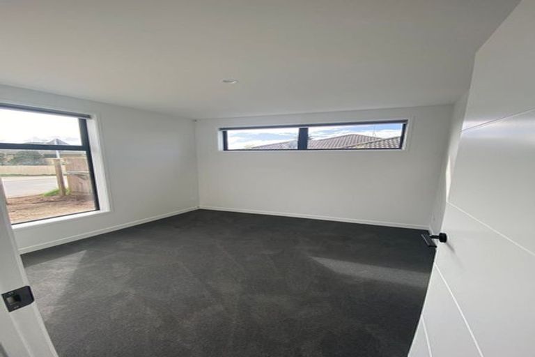 Photo of property in 1 Maara Close, Papamoa Beach, Papamoa, 3118