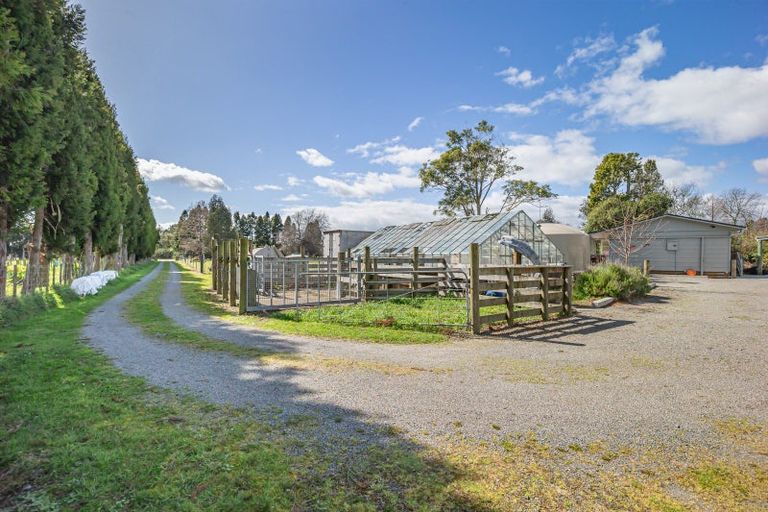 Photo of property in 13 Boulton Road, Levin, 5510