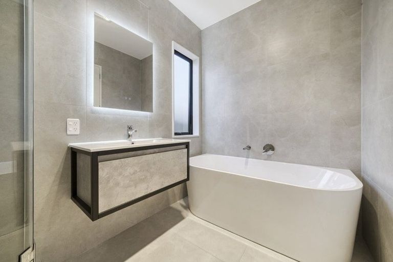 Photo of property in 79 Clarks Beach Road, Clarks Beach, 2122