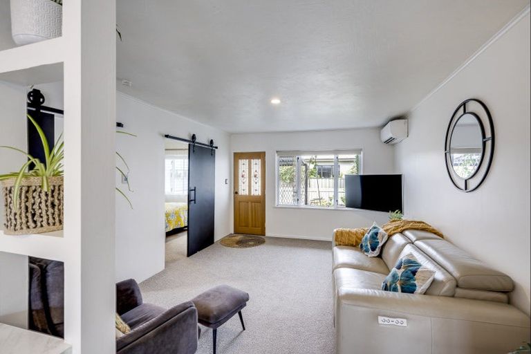 Photo of property in 3/245 Kennedy Road, Onekawa, Napier, 4110