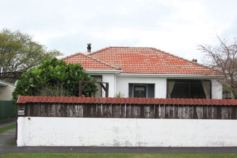 Photo of property in 249 Coronation Avenue, Welbourn, New Plymouth, 4310