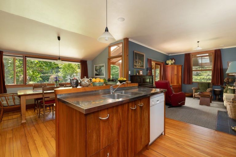 Photo of property in 72 Ferry Road, Spring Creek, 7202