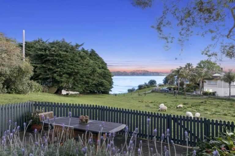 Photo of property in 14a Carnoustie Drive, Wattle Downs, Auckland, 2103