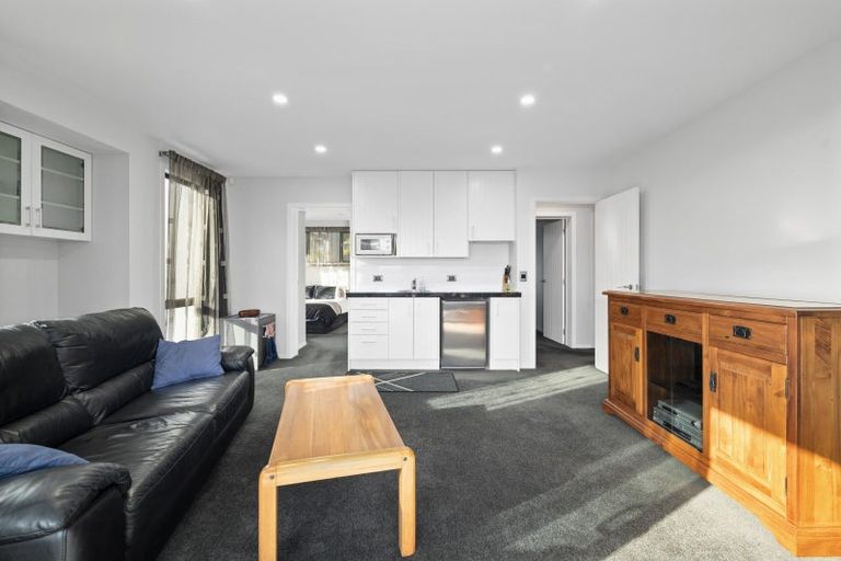 Photo of property in 2 Botanical Heights Drive, Waipahihi, Taupo, 3330