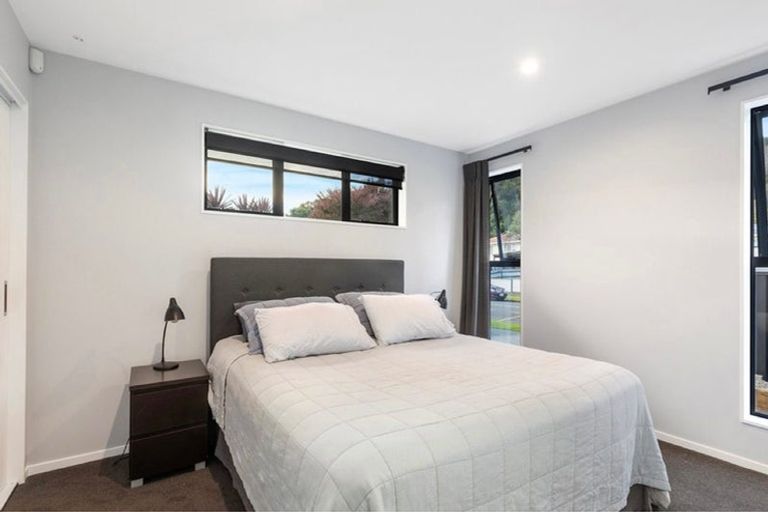 Photo of property in 54 Horoeka Street, Stokes Valley, Lower Hutt, 5019
