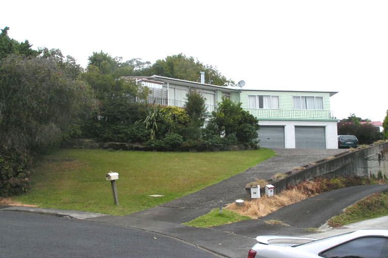 Photo of property in 15 Bowman Road, Forrest Hill, Auckland, 0620