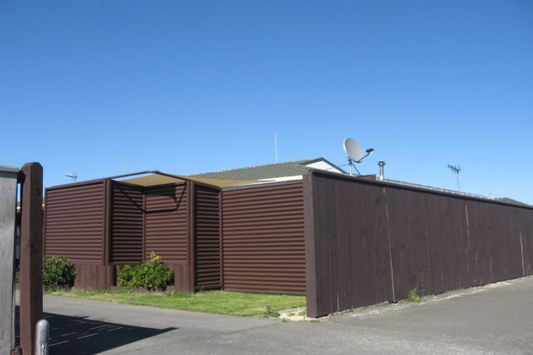Photo of property in 718b Pioneer Highway, Takaro, Palmerston North, 4412