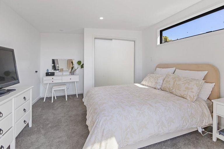 Photo of property in 104 Main North Road, Woodend, 7610