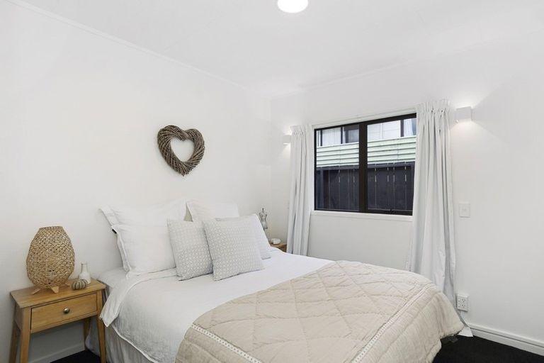 Photo of property in 32a Simpson Road, Papamoa Beach, Papamoa, 3118