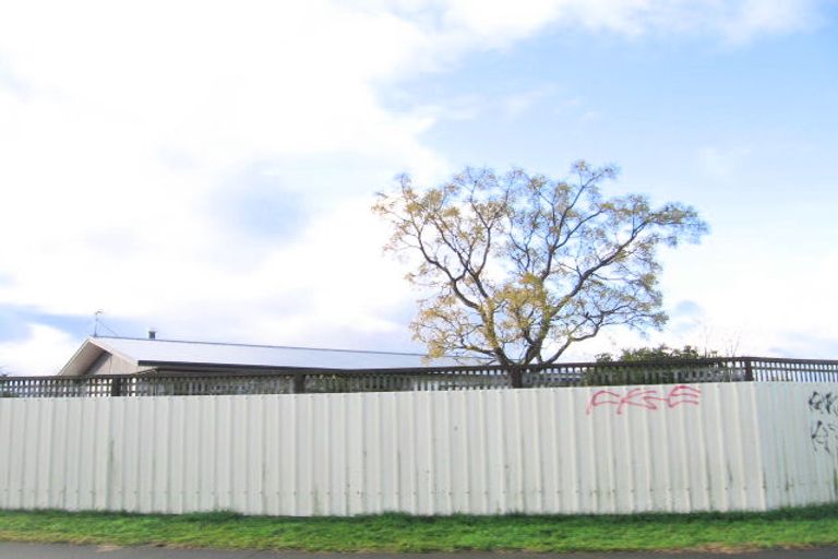 Photo of property in 2 Burton Place, Flaxmere, Hastings, 4120