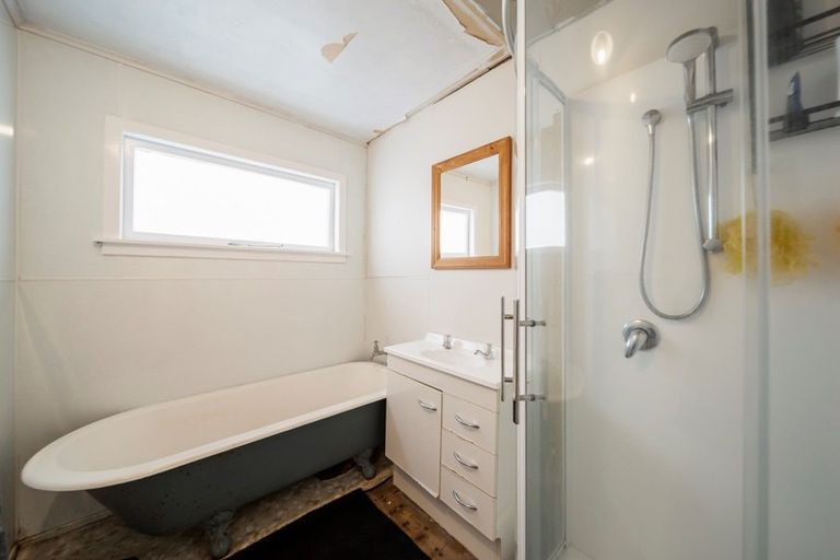 Photo of property in 107 Waihi Road, Hawera, 4610