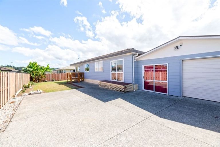 Photo of property in 40 Armada Drive, Ranui, Auckland, 0612