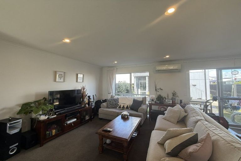 Photo of property in 2 Tippet Crescent, Wigram, Christchurch, 8025