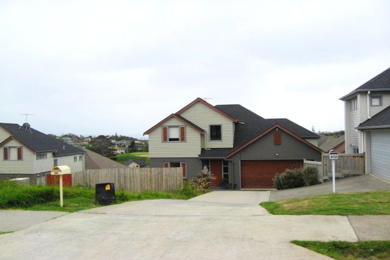 Photo of property in 214 Alec Craig Way, Gulf Harbour, Whangaparaoa, 0930