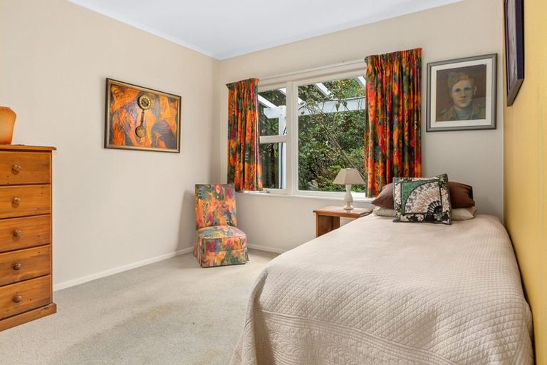 Photo of property in 93 Ruahine Street, Paraparaumu, 5032