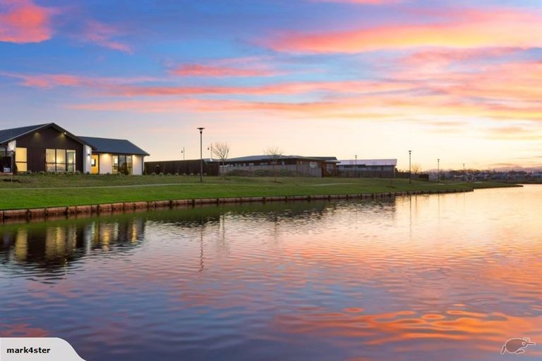 Photo of property in 75 The Esplanade, Pegasus, 7612