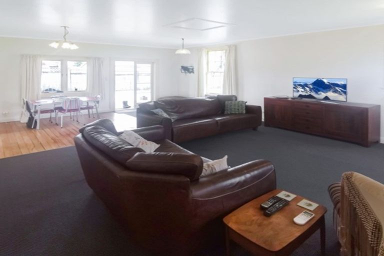 Photo of property in 10 Marsack Road, Taumarunui, 3992