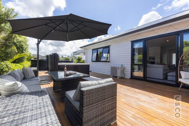 Photo of property in 21 Pukemarino Road, Waimauku, 0812